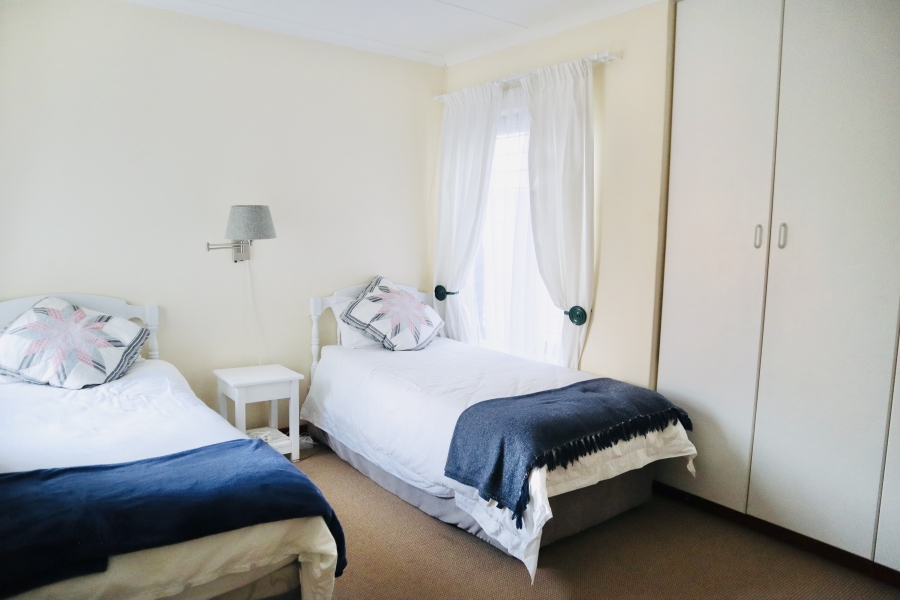 3 Bedroom Property for Sale in The Island Western Cape